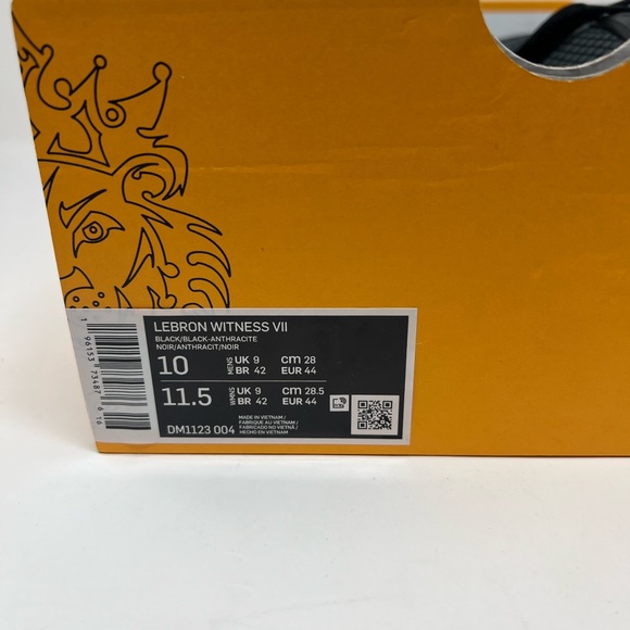 Nike - Picture 5 of 5